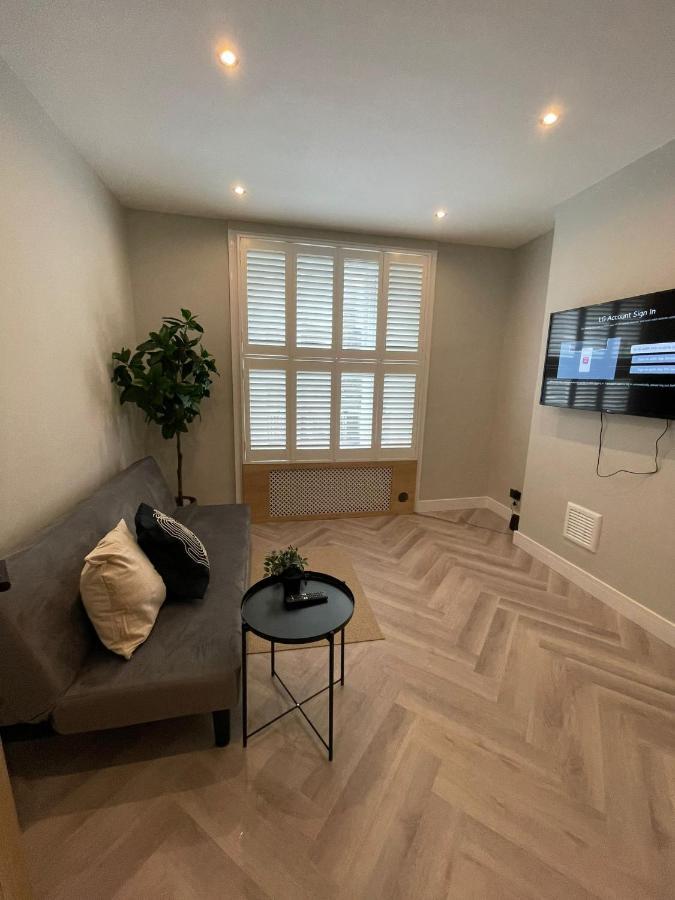 Luxury 2 Bed 1 Bath In Central London By Graceful Apartments ภายนอก รูปภาพ